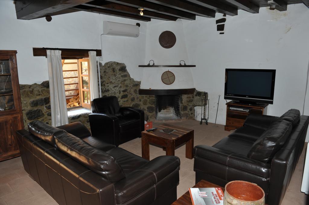 Maritsa Lodge Какопетрия Экстерьер фото
